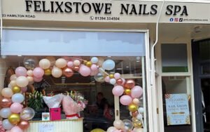 New Nail Spa Shop Opens